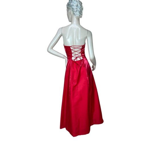 Y2K strapless gown with corset back and sequin flowers by Morgan & Co Size 9/10 - Picture 2 of 8